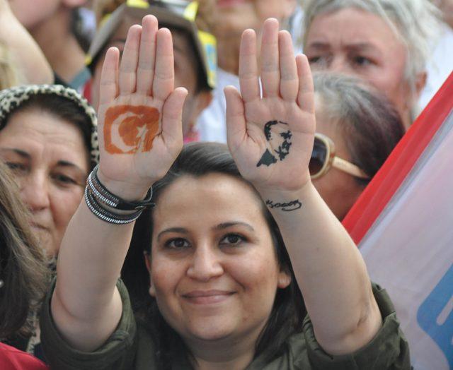 Akşener: Seçilirsem o sarayda bir gün bile oturmayacağım (2)