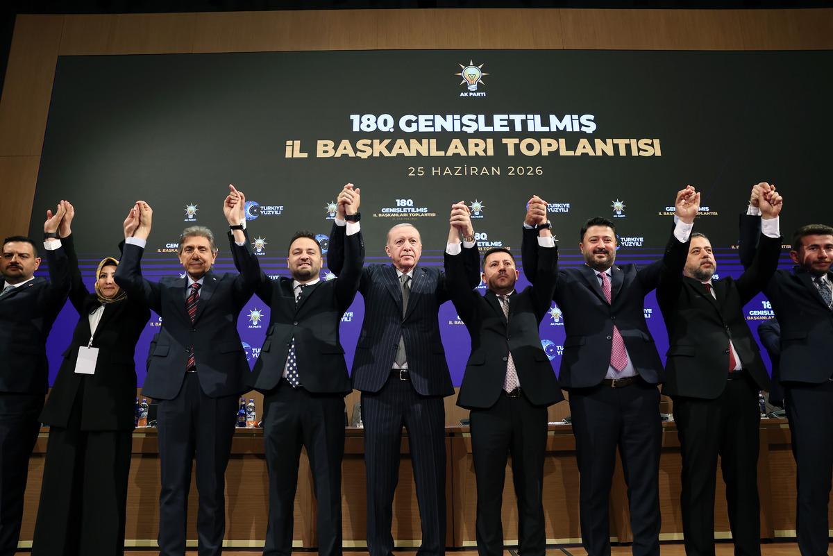 Rasim Arı ve Mesut &Ouml;zarslan AK Parti de! Erdoğan partilileri uyardı: "Bazı arkadaşlarımız da bu ters akıntıya kapılıyor" 3