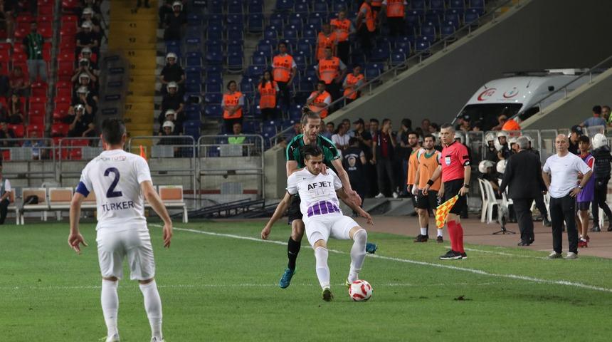 1. Lig'e yükselen son takım Afjet Afyonspor oldu!