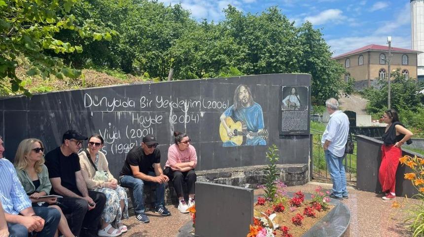 Kazım Koyuncu, vefatının 21. yılında mezarı başında anıldı