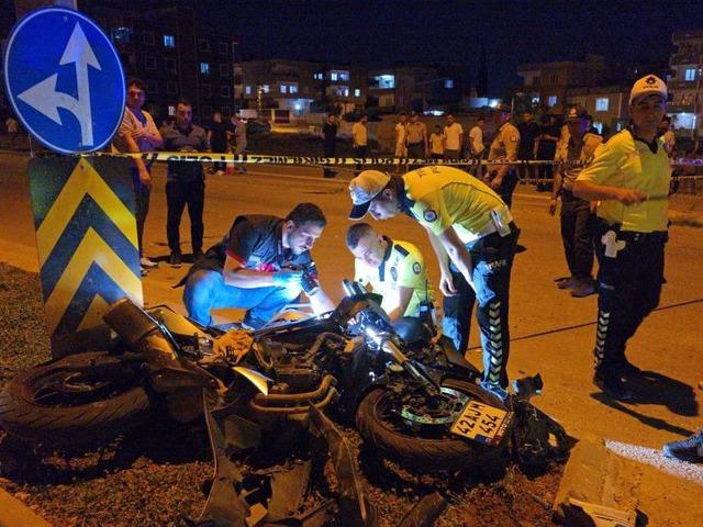 Nizip'te iki motosiklet &ccedil;arpıştı: 4 yaralı