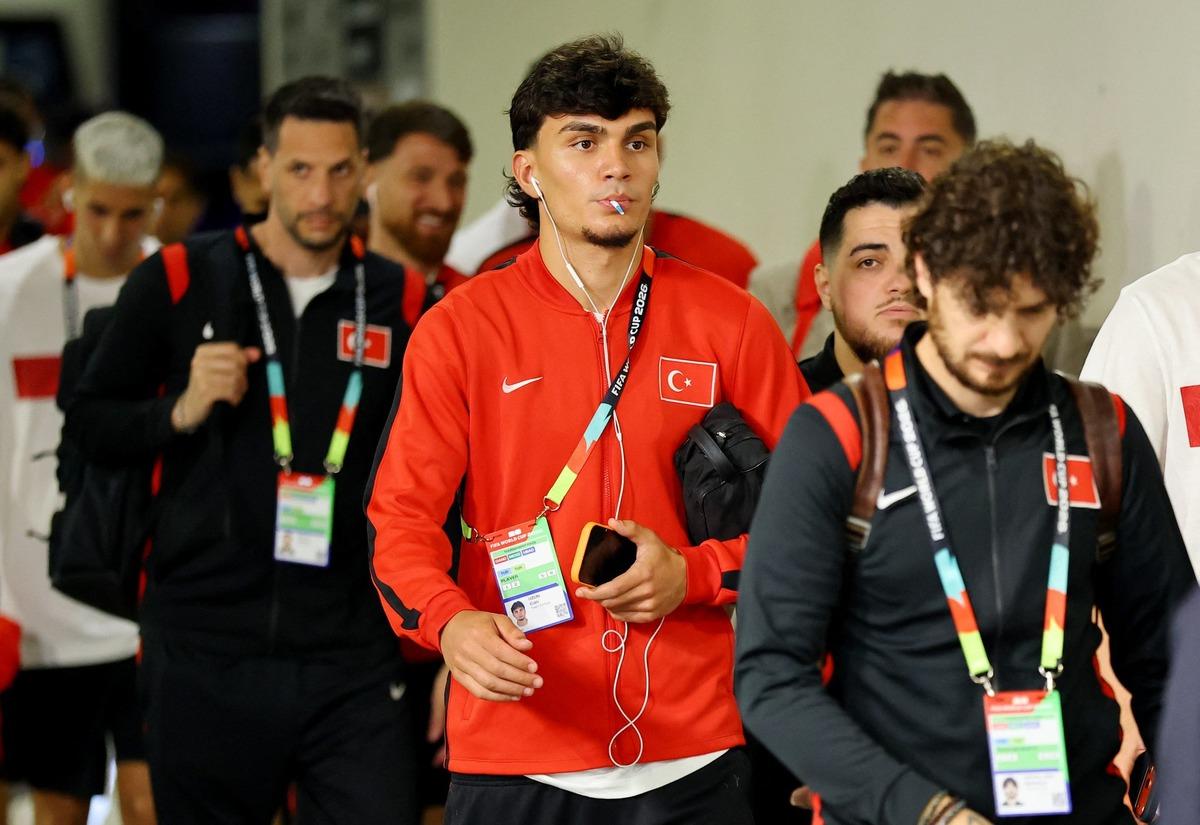 Millilerden D&uuml;nya Kupası na zaferle veda! Kaan Ayhan son s&ouml;z&uuml; s&ouml;yledi 13