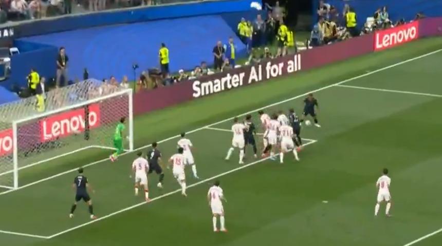Milli Takım'da 'Dejavu' kabusu! Yine sahaya &ccedil;ıkmadan gol&uuml; yedik...