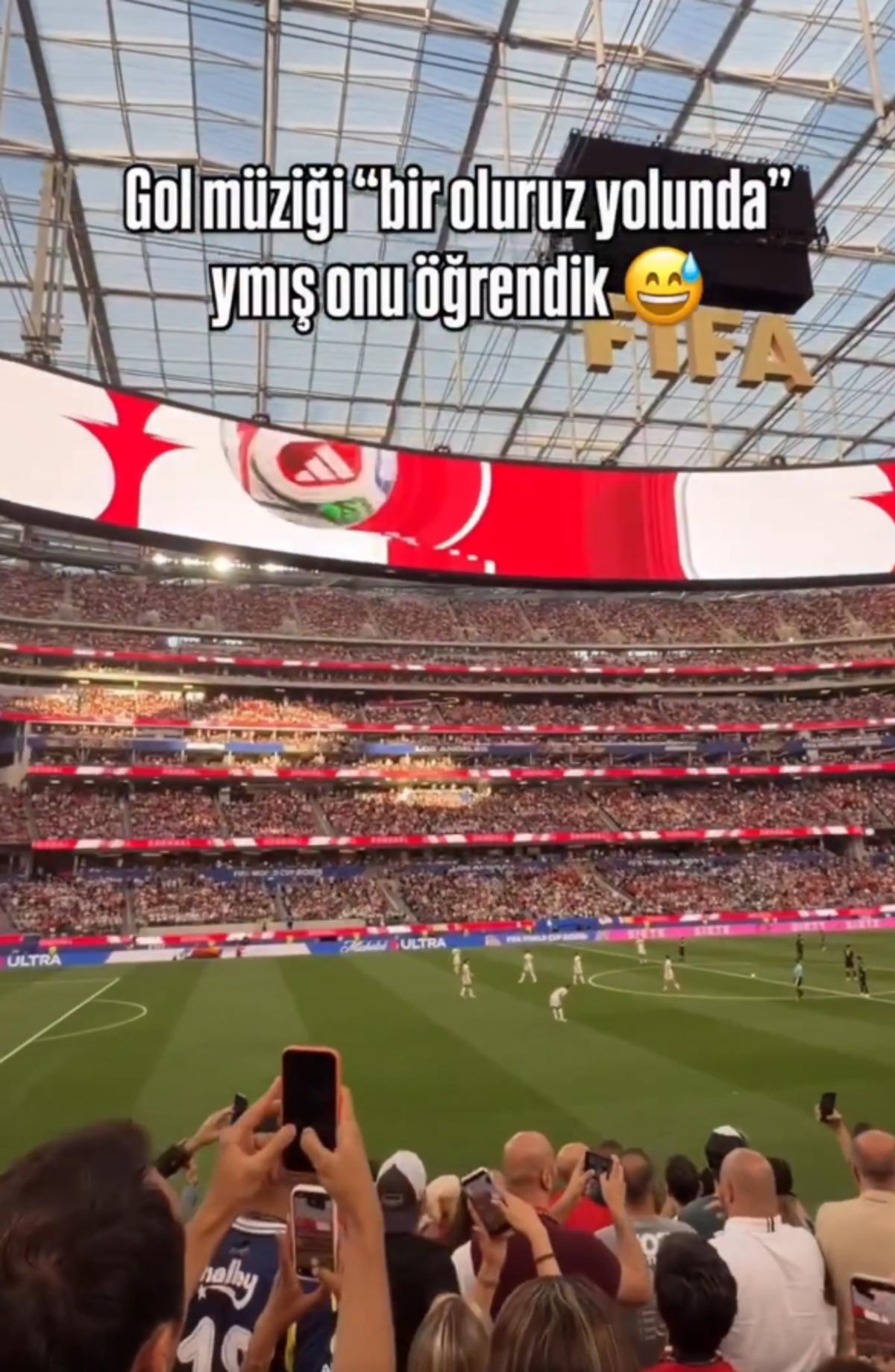 D&uuml;nya Kupası nda Tarkan detayı! Millilerin attığı golden sonra &ccedil;aldı 2