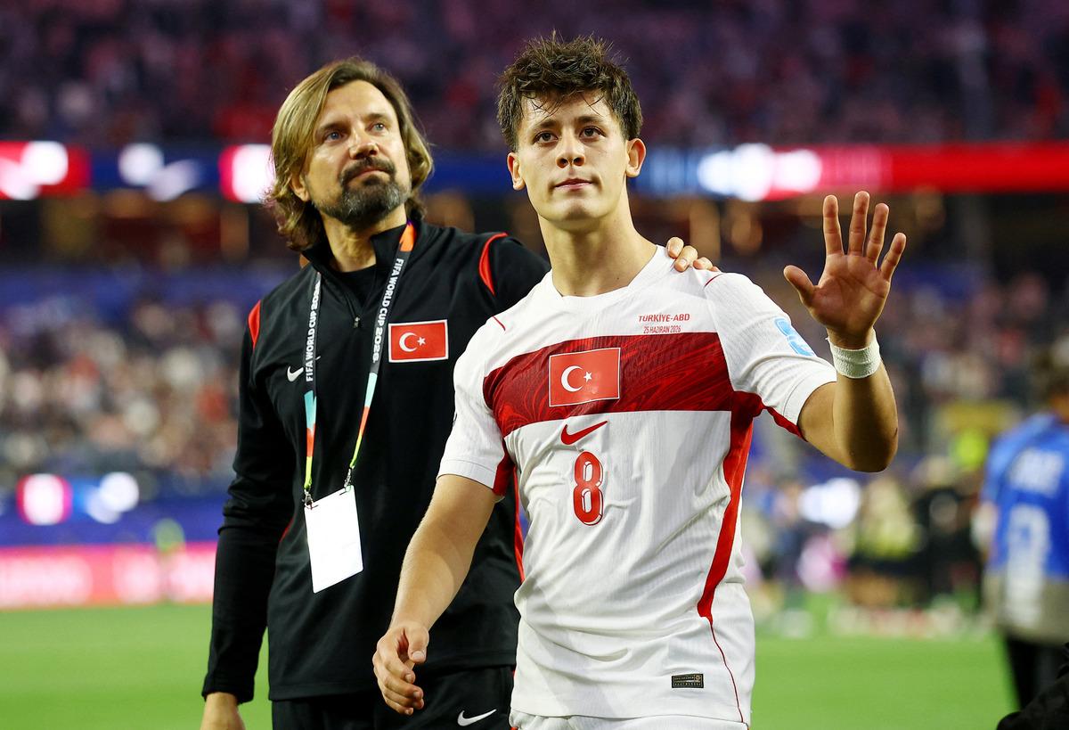 Arda G&uuml;ler kimsenin s&ouml;yleyemediğini s&ouml;yledi! Neden elendiğimizi tek c&uuml;mleyle a&ccedil;ıkladı 1