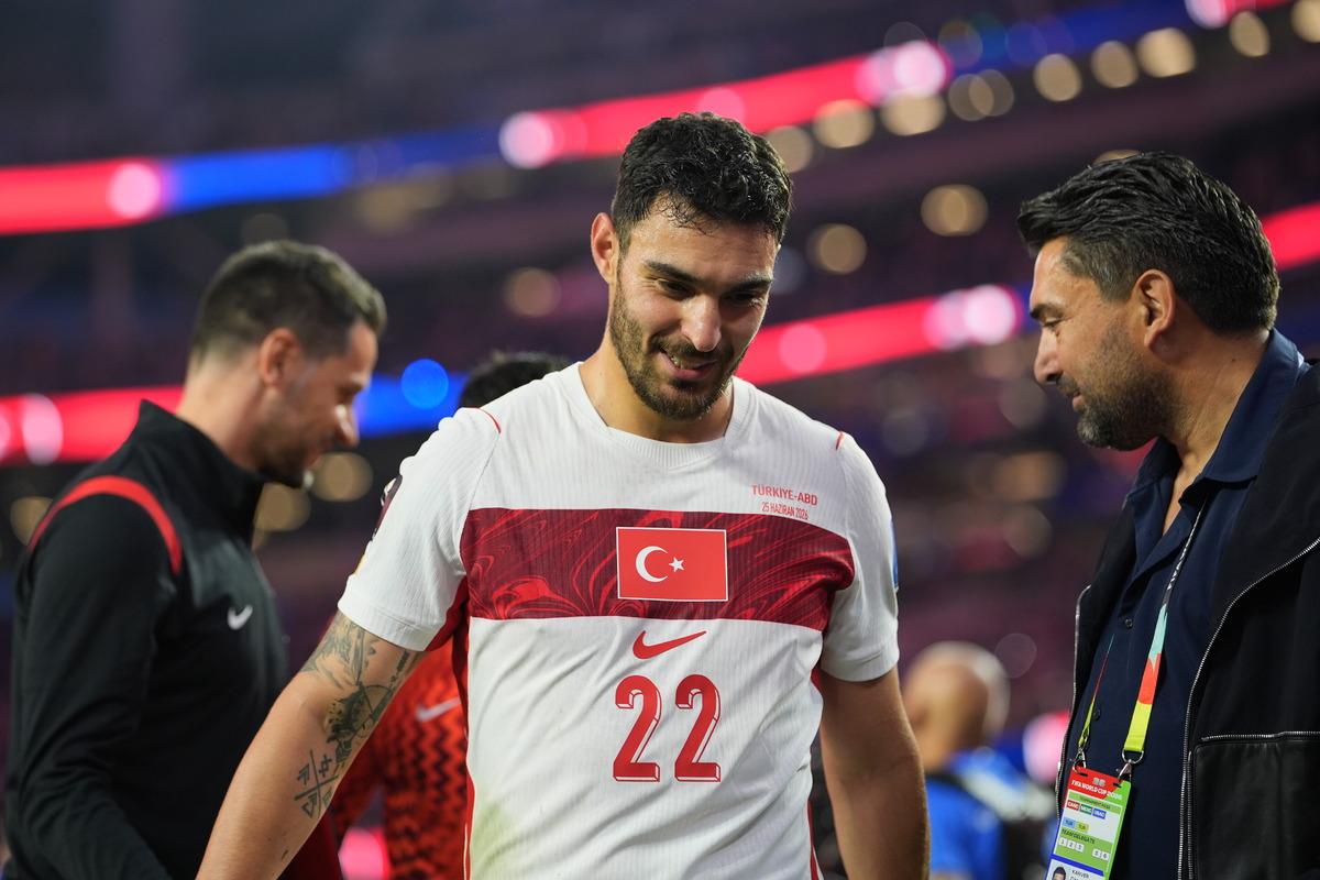TFF Başkanı na g&ouml;nderme! Tekin  Neyle &ouml;v&uuml;nd&uuml;k  dedi, &Ccedil;elikler ise  Nasip  3