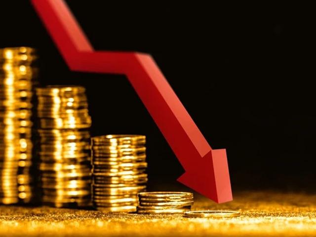 Altında kan kaybı s&uuml;r&uuml;yor! Uzmanlardan yatırımcı i&ccedil;in korkutan fiyat