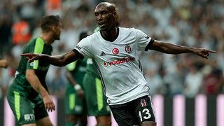 Beşiktaş Atiba Hutchinson'a 1 yıllık anlaşma teklif etti