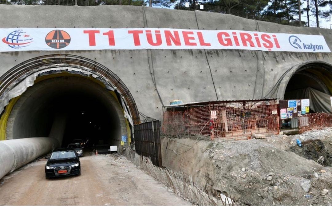 Ayvacık-K&uuml;&ccedil;&uuml;kkuyu t&uuml;nelleri 2019&rsquo;da hizmete a&ccedil;ılıyor 