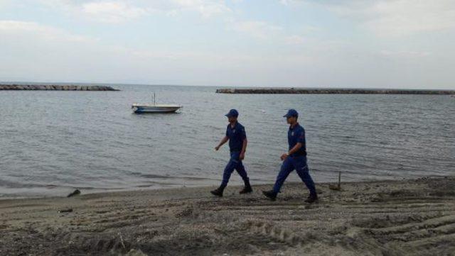 Ayvalık’ta batan tekne bulundu, kayıp 4 kişi aranıyor