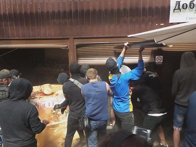 Ukrayna'da göçmenlerin çalıştığı pazara saldırı: 10'dan fazla gözaltı 