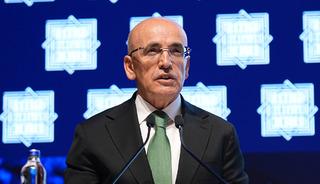 Mehmet Şimşek'ten Londra'da yatırımcılara 'erken se&ccedil;im' mesajı