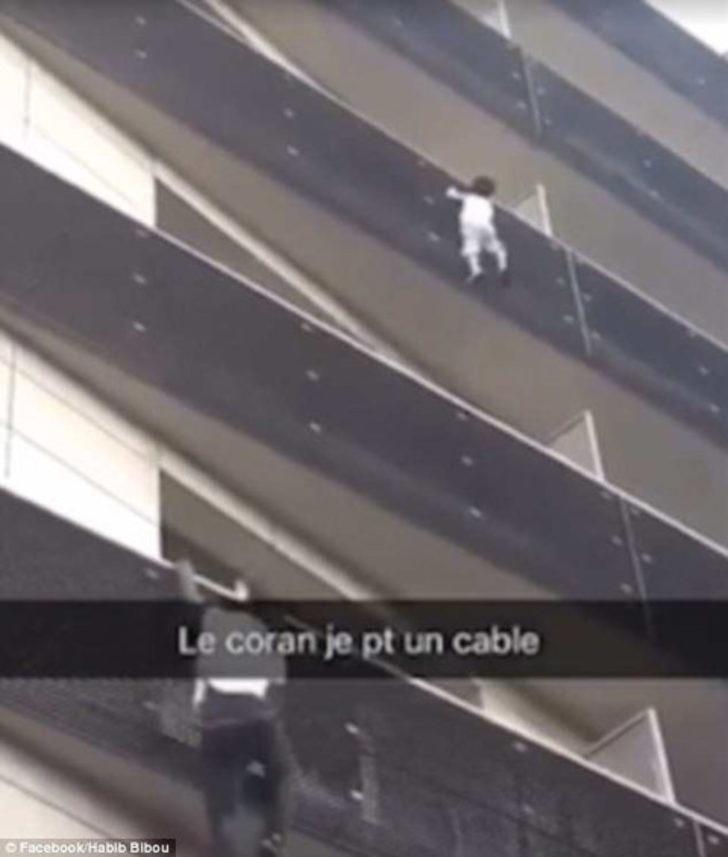 Kahraman göçmen dört kat tırmanıp bebeği kurtardı!  G5