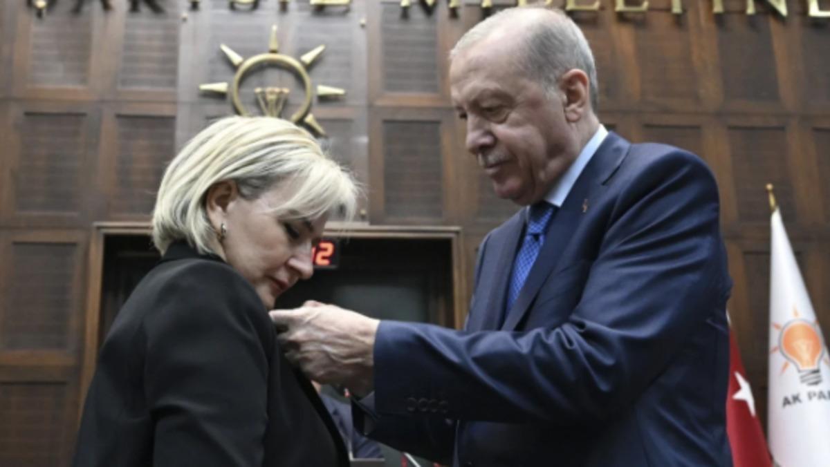 Meclis te sandalye dağılımı değişti! AK Parti ye katılım, CHP de kan kaybı s&uuml;r&uuml;yor 1