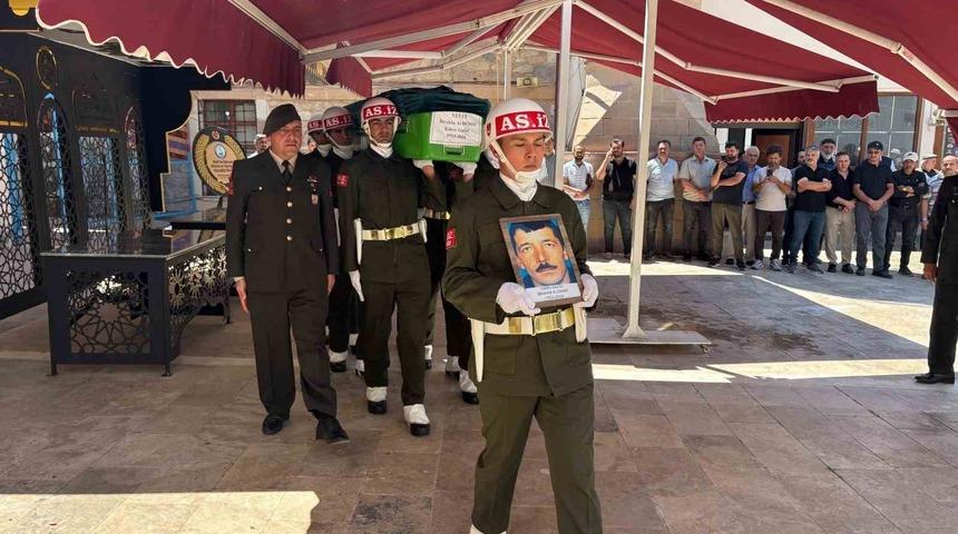 Sivas&rsquo;ta Kıbrıs gazisi son yolculuğuna uğurlandı