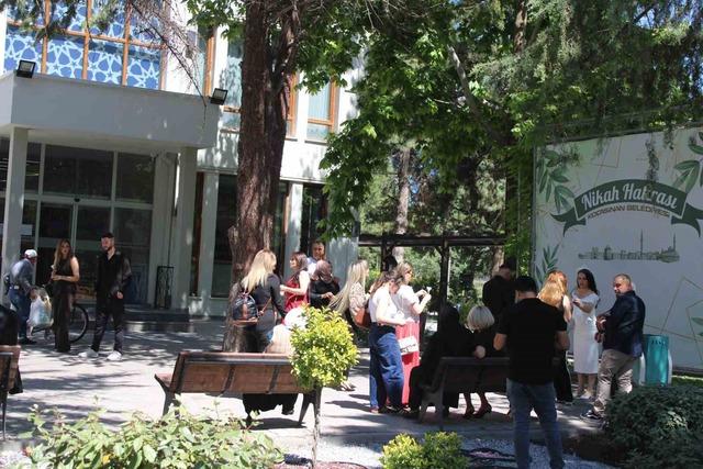 Evlendirme dairelerinde 26.06.2026 yoğunluğu 3