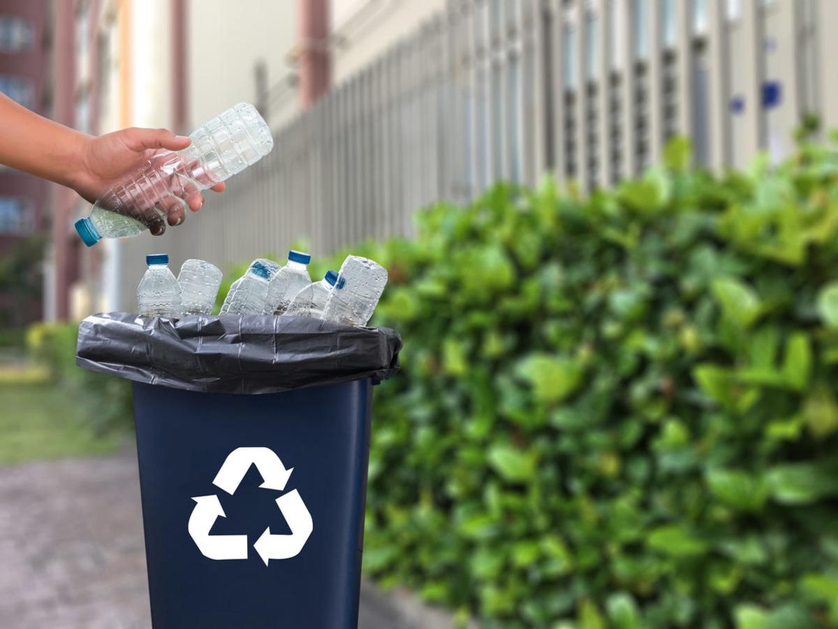 Geri d&ouml;n&uuml;ş&uuml;m kutularına attığımız plastikler ger&ccedil;ekten d&ouml;n&uuml;ş&uuml;yor mu? 8