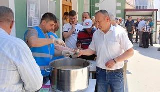 Hisarcık İl&ccedil;e M&uuml;ft&uuml;l&uuml;ğ&uuml;&rsquo;nden aşure ikramı
