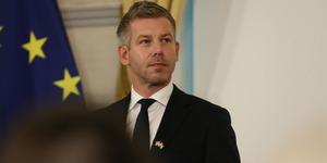 Bir &uuml;lke daha Euro'ya ge&ccedil;iyor! Tarih belli oldu
