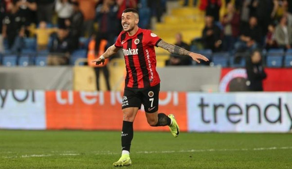 S&uuml;per Lig devi resmen a&ccedil;ıkladı! Trabzonspor, Metehan Mimaroğlu transferini TFF&rsquo;ye bildirdi 2