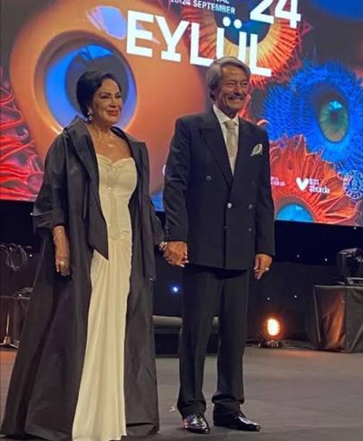 Kadir İnanır ın vefat haberini alan T&uuml;rkan Şoray fenalaştı  2