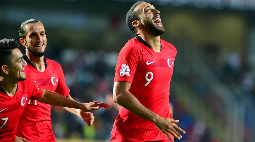 İran'ı Cenk Tosun yıktı
