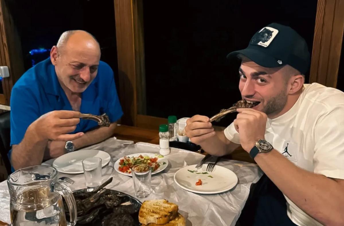Barış Alper Yılmaz dan olay yaratan paylaşım! Babasına seslendi... 1