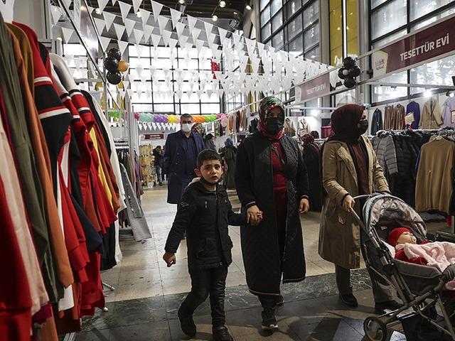 Ticaret Bakanlığı d&uuml;ğmeye bastı: Festivaller esnafa zarar vermeyecek