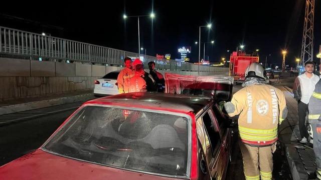 Antakya’da otomobil yangını!