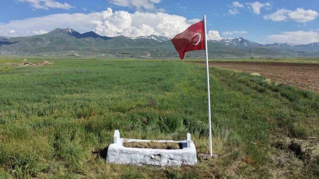 149 yıldır Erzurum Ovası’nda nöbet tutan şehide vefa