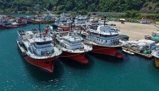 50 tonluk orkinos avı kotasını 42 g&uuml;nde doldurup Yoroz Limanı&rsquo;na demirlediler