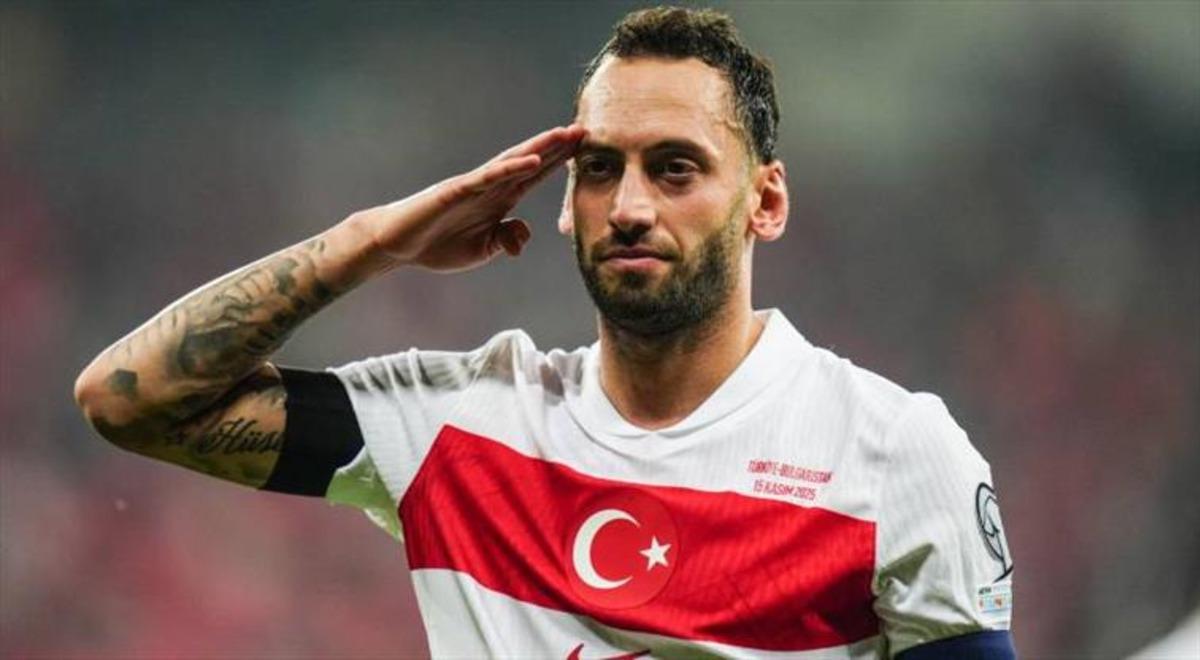 &Uuml;lkeye d&ouml;ner d&ouml;nmez paylaştı! Hakan &Ccedil;alhanoğlu ndan beklenen a&ccedil;ıklama geldi 3