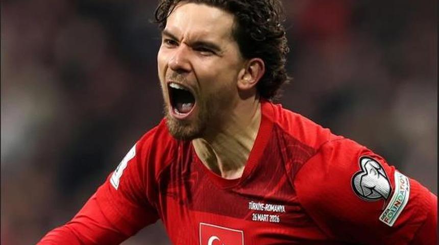 Men&uuml;y&uuml; kurye ifşa etti! Ferdi Kadıoğlu'nun otele verdiği sipariş olay oldu