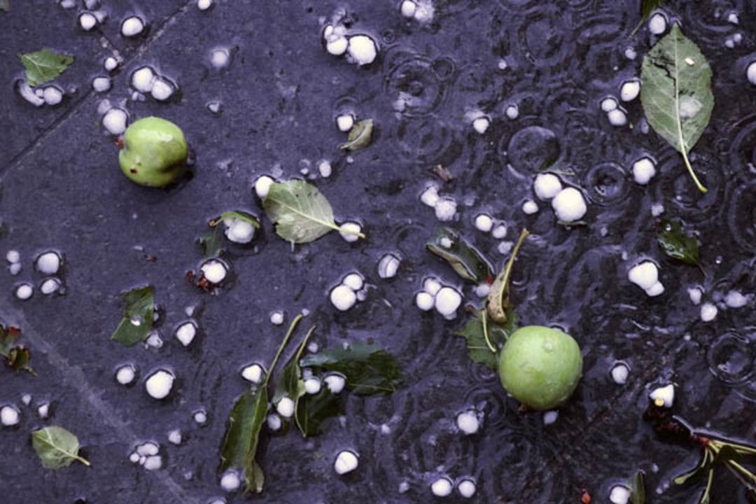 Ankara'da şiddetli yağış hayatı olumsuz etkiledi 