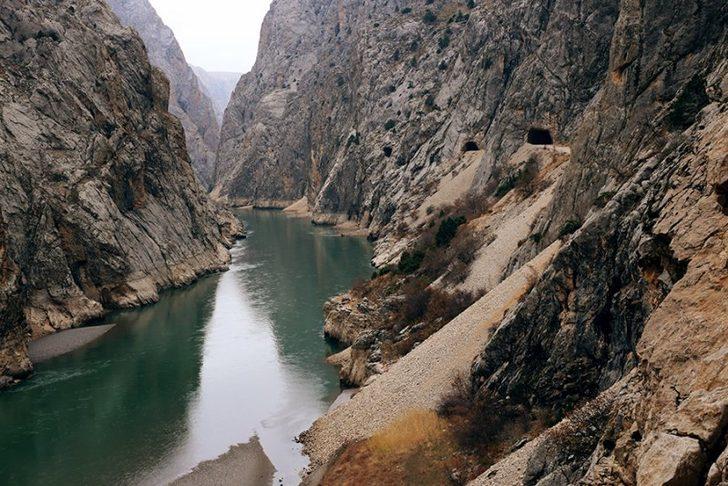 Dünyanın en zor taş yolu 132 yılda tamamlandı  G2