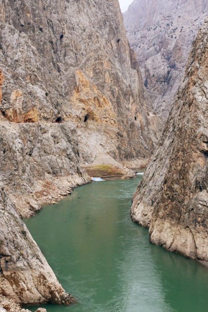 Dünyanın en zor taş yolu 132 yılda tamamlandı  G3