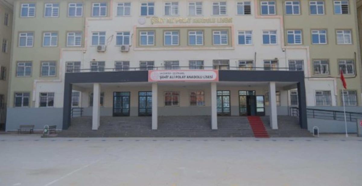 Karne g&uuml;n&uuml; &ouml;ld&uuml;r&uuml;ld&uuml;! &Ccedil;ağlar hen&uuml;z 16 yaşındaydı 3