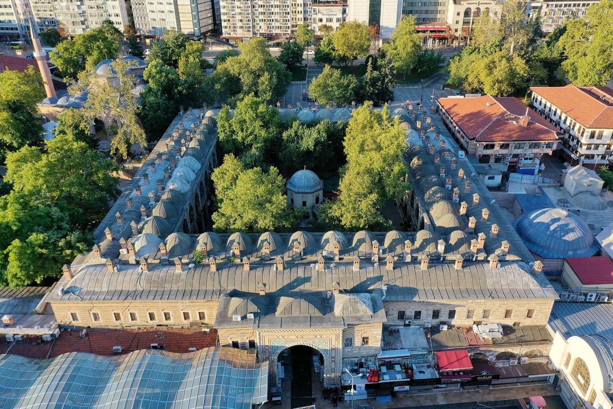 K&uuml;lt&uuml;r, sanat ve gastronominin kalbi Bursa K&uuml;lt&uuml;r Yolu Festivali nde atıyor 1