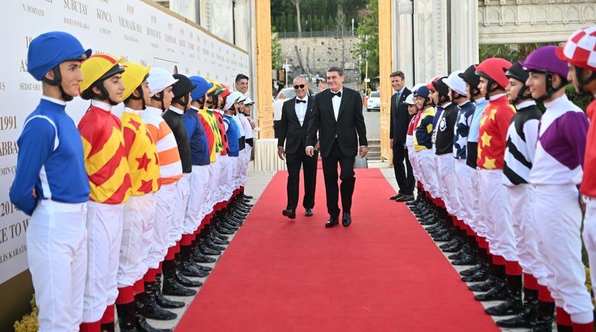 100&rsquo;&uuml;nc&uuml; Gazi Koşusu Resepsiyonu'nda g&ouml;rkemli kutlama