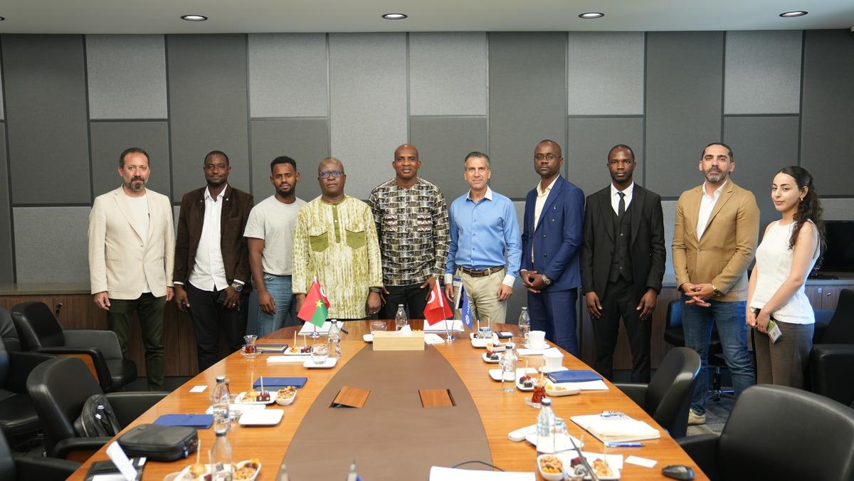 Medipol den Afrika ya spor sağlığı k&ouml;pr&uuml;s&uuml;: Burkina Faso ile stratejik iş birliği imzalandı 2