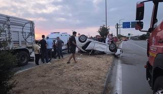 D&ouml;rtyol&rsquo;da takla atan otomobilin s&uuml;r&uuml;c&uuml;s&uuml; yaralandı