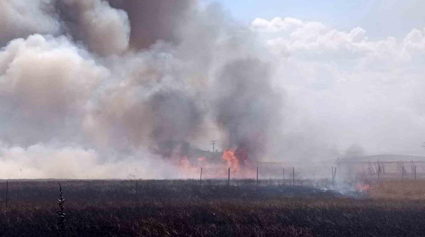 Tekirdağ&rsquo;da tarım arazisinde iki noktada yangın