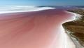 Do�a harikas� olay: Tuz G�l� pembe renge b�r�nd�