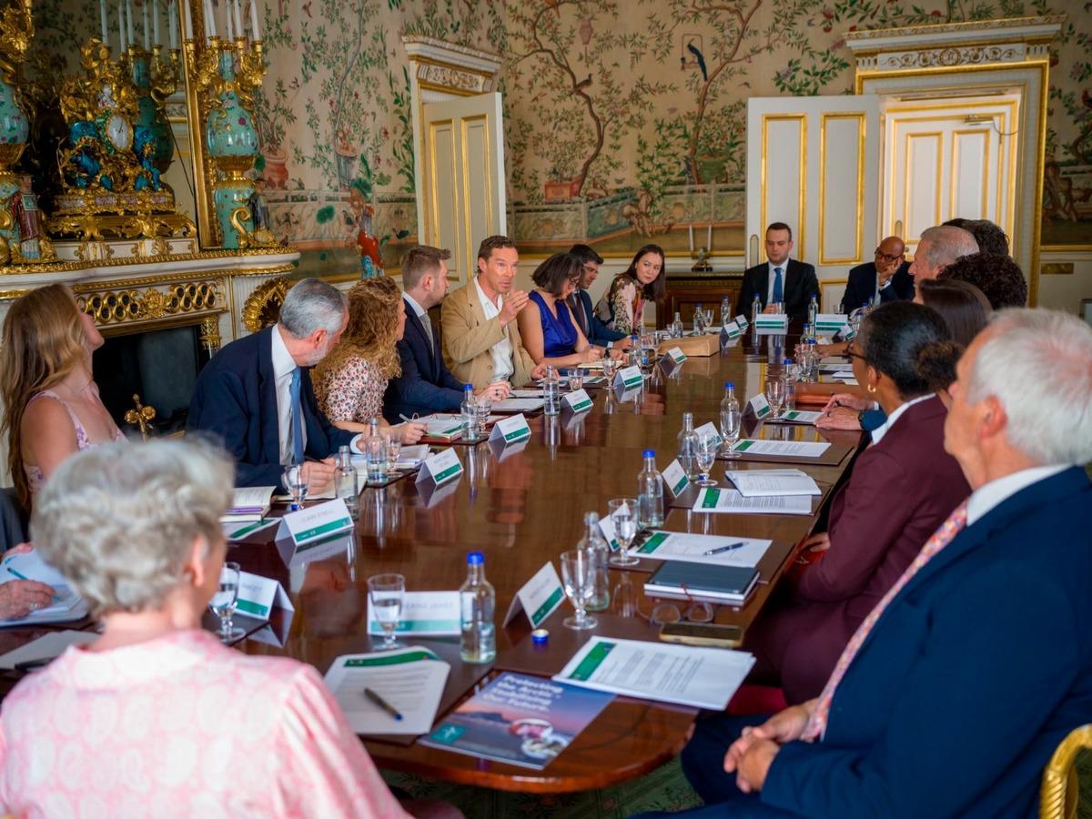 Buckingham Sarayı&rsquo;nda iklim eylemi buluşması: Samed Ağırbaş &ouml;nc&uuml;l&uuml;ğ&uuml;ndeki toplantıda iklim liderleriyle k&uuml;resel &ccedil;&ouml;z&uuml;mler değerlendirildi 3