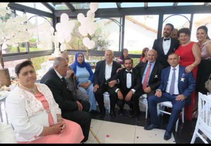 Paris'te evlendiler, balayı için Kato Dağı'na geldiler G3