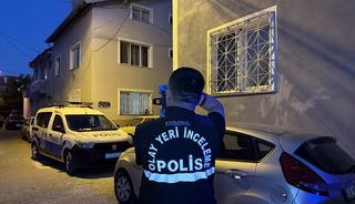 Acı olay! Balkondan d&uuml;şen kadın hayatını kaybetti