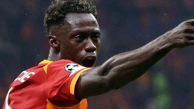 Galatasaray'da şok ayrılık iddiası! İtalya'dan Davinson Sanchez bombası...