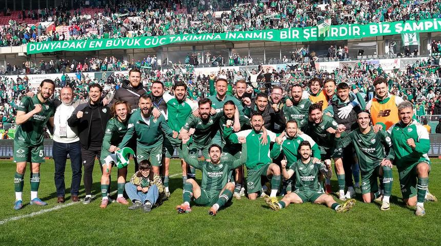 Bursaspor, Lincoln Henrique ve Lewis Baker&rsquo;i duyurdu