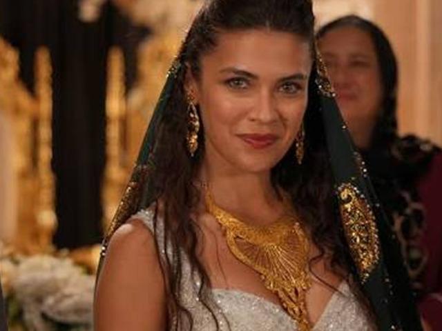Biran Damla Yılmaz son anda projeden &ccedil;ekildi! Yerine gelen isim...