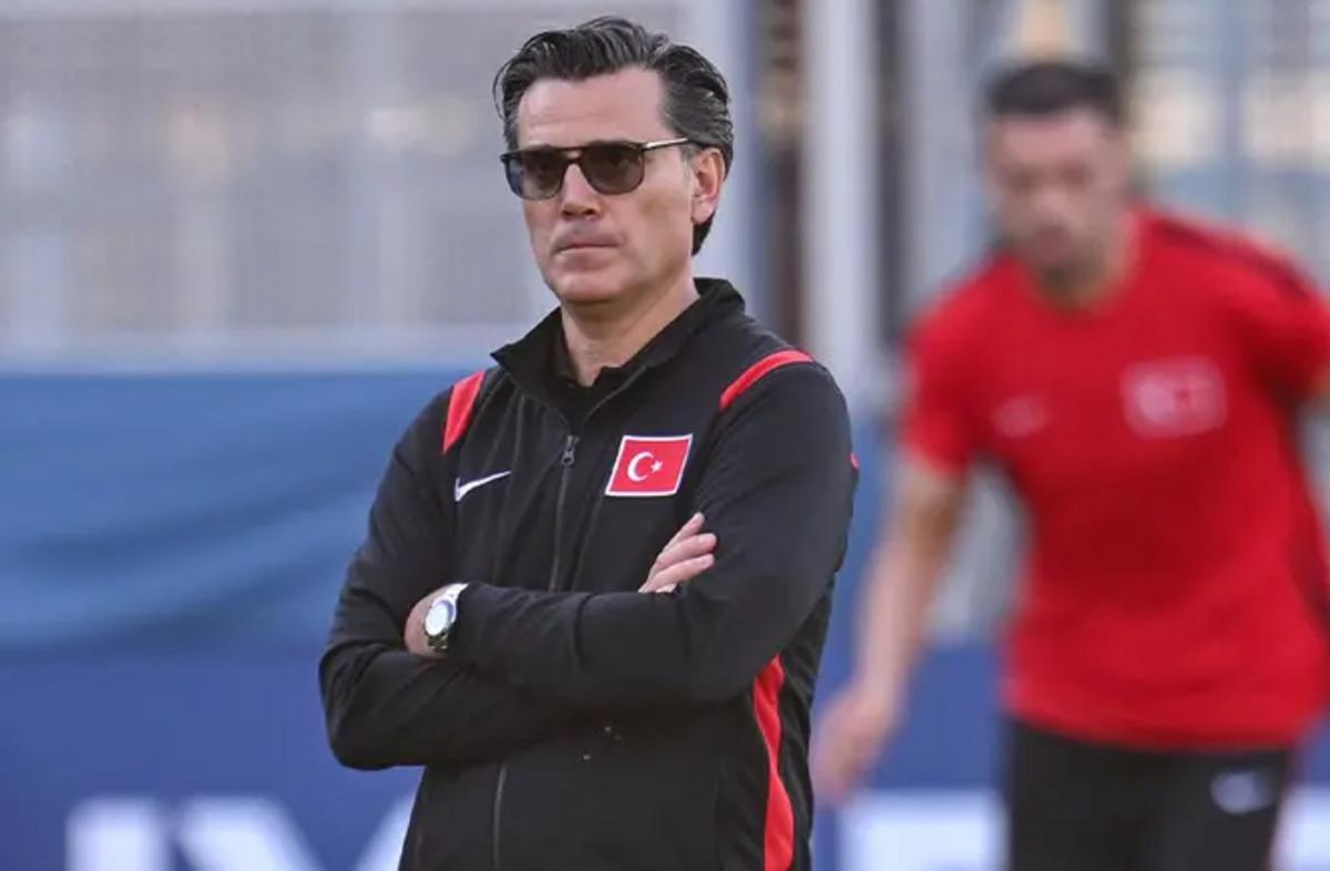 TFF den Montella ya neşter! Milli Takım da 9 numara inadı bitiyor, ekibe ment&ouml;r geliyor... 1